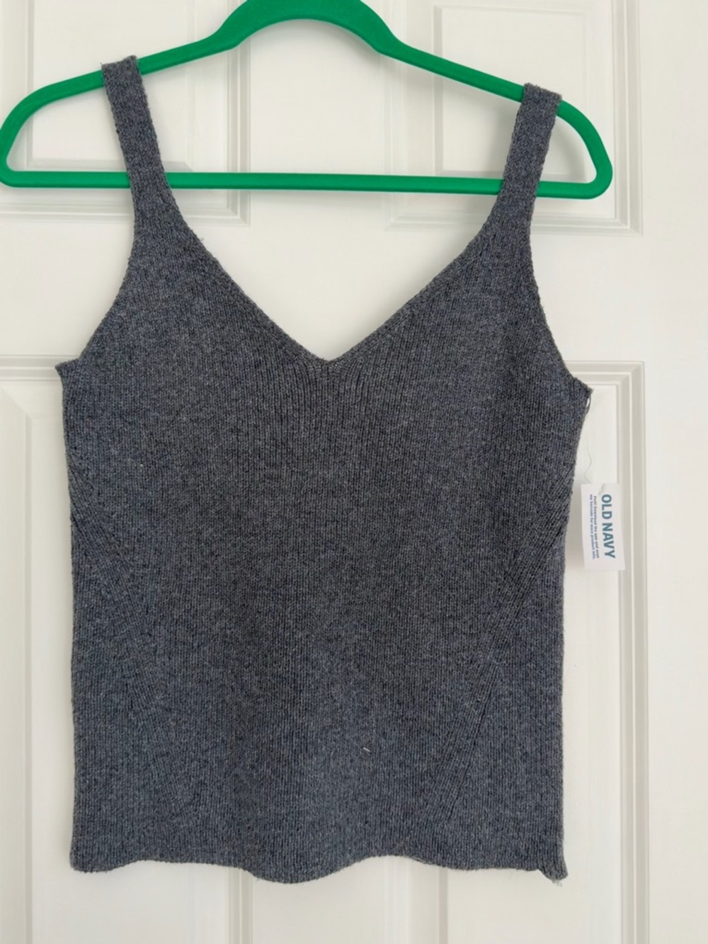 Old Navy Women’s Charcoal Gray V-Neck Sweater Knit Tank Top Size Medium NWT